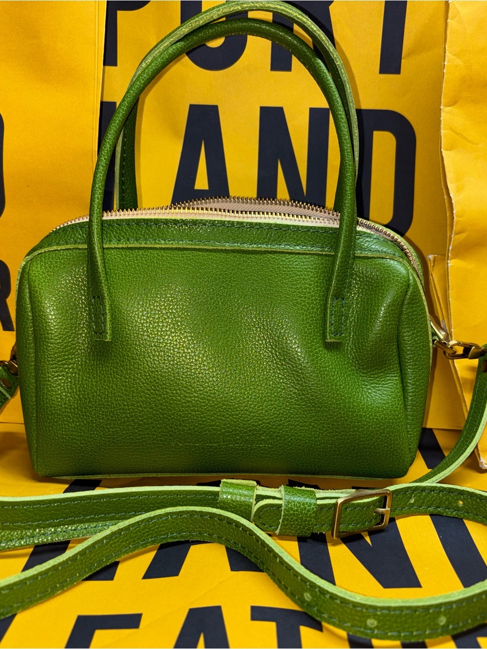 PORTLAND LEATHER SLOAN DOCTOR BAG - SMALL - MANTIS (GREEN)